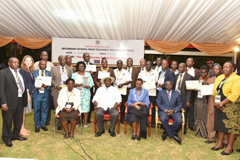 25299502_1168686089933480_8110964277576425990_n