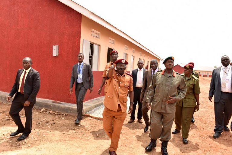 26903655_1695632427171024_5348464445575330832_n