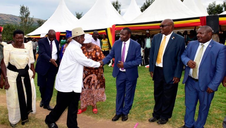 44400847_2090344801033116_2392575617443823616_n