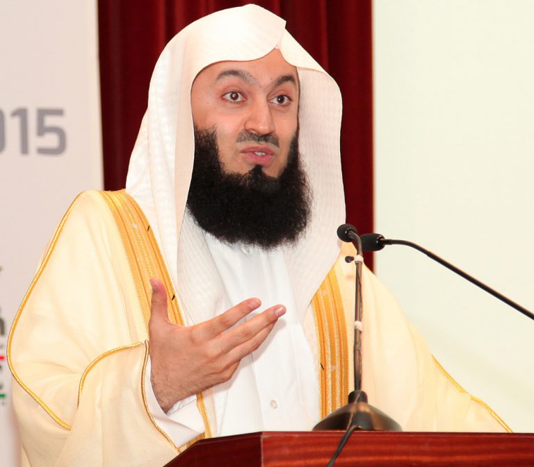 Menk_talk_at_KSBEA_2015_(cropped)