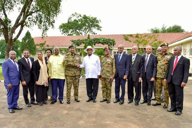 66061901_1612417452227006_7402855560380416000_n