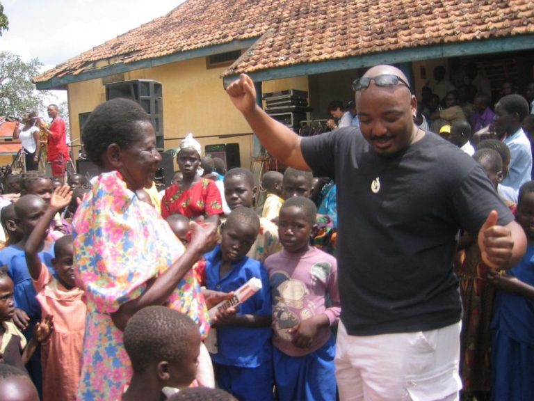 blocker-02-as-ht-190907_hpMain_4x3_992