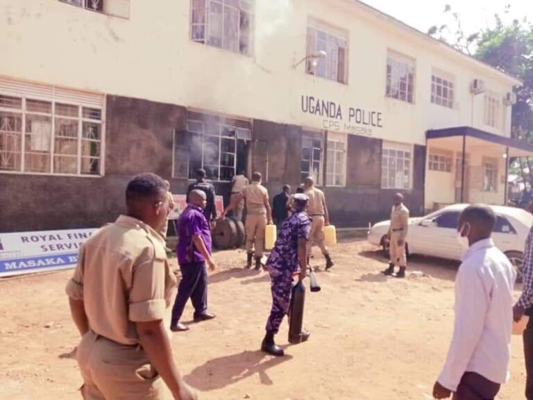 4db945ad-a1e9-4df3-aa03-e326db31b971