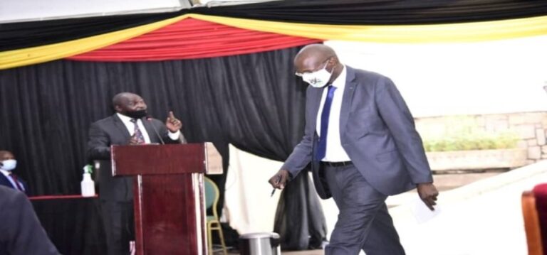 Kafuuzi in House resized