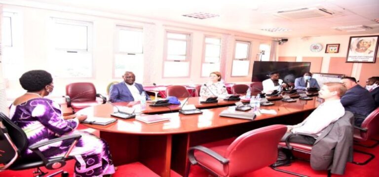 Speaker meets SA firm resized