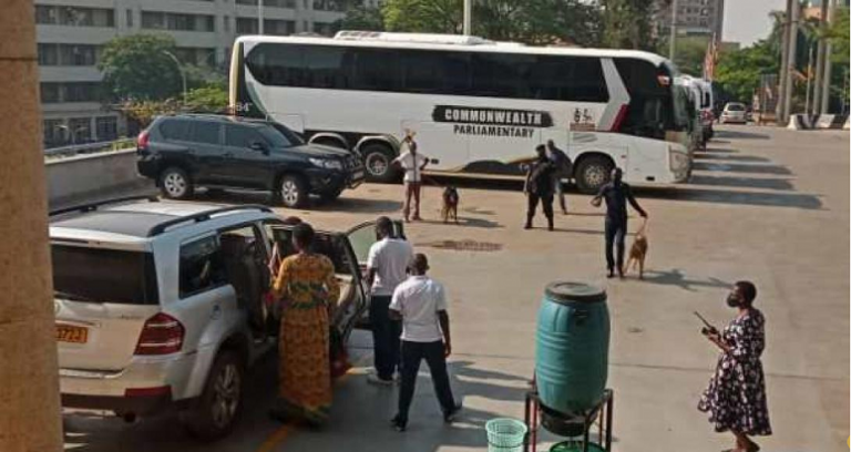 Bomb scare at Parliament